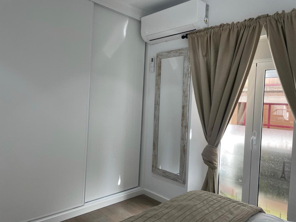 Apartamento Nebro Estrella كاديز المظهر الخارجي الصورة